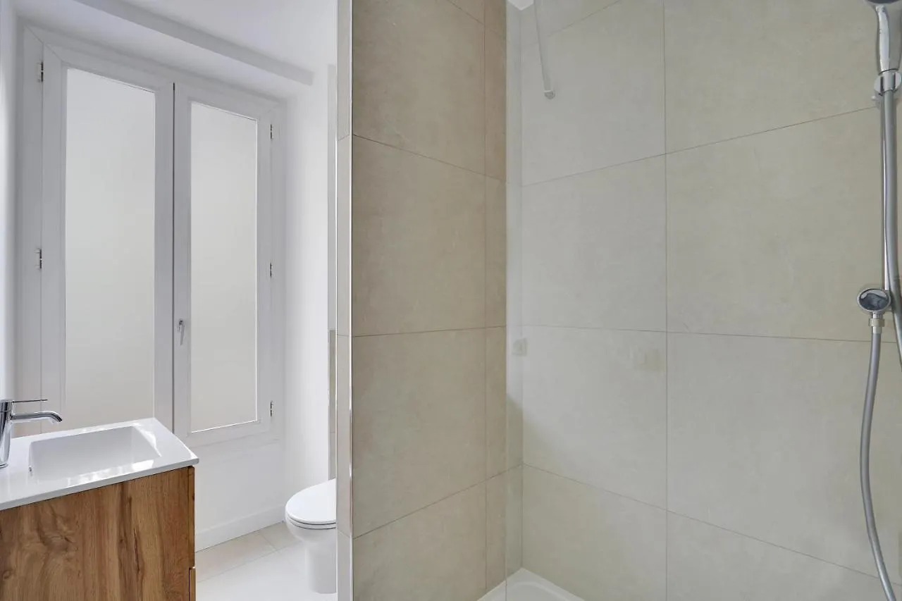 Pick A Flat's In Nation - Rue D'avron 파리